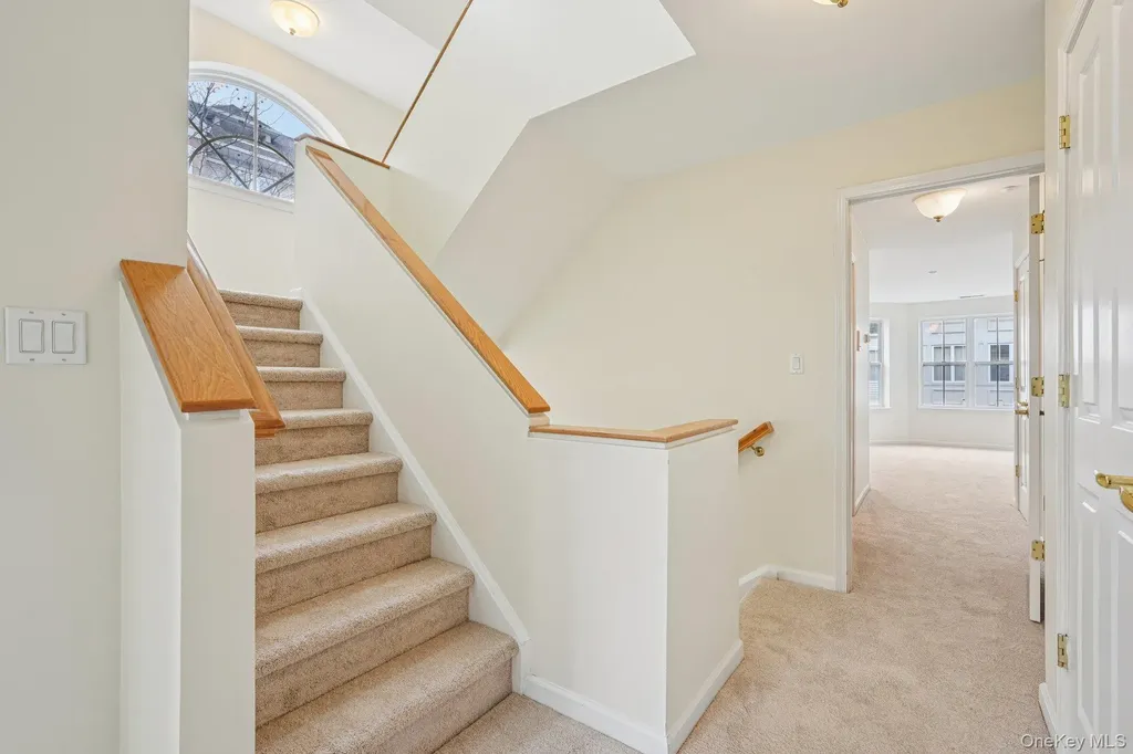 2 Leeward Drive Haverstraw NY 10927