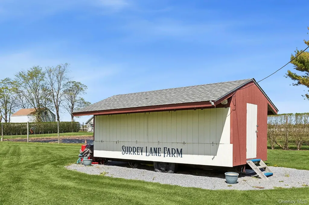 46975 Main Road Southold NY 11971