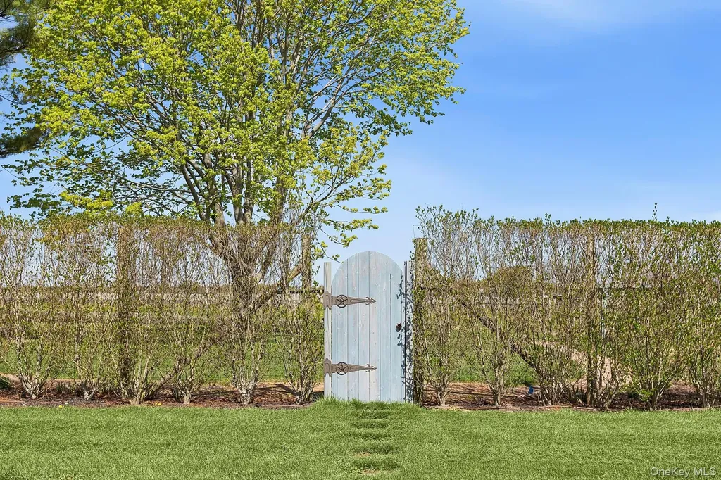 46975 Main Road Southold NY 11971