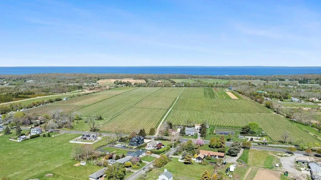 46975 Main Road Southold NY 11971