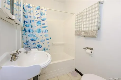 35 Cooke Avenue Holtsville NY 11742