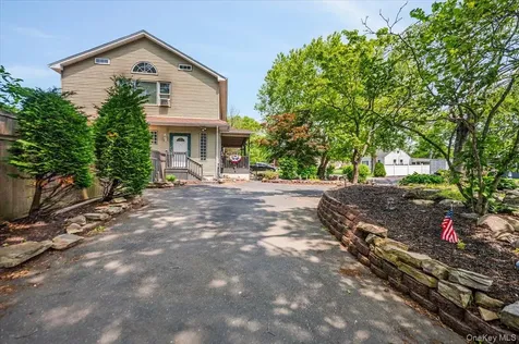 35 Cooke Avenue Holtsville NY 11742