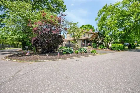 35 Cooke Avenue Holtsville NY 11742