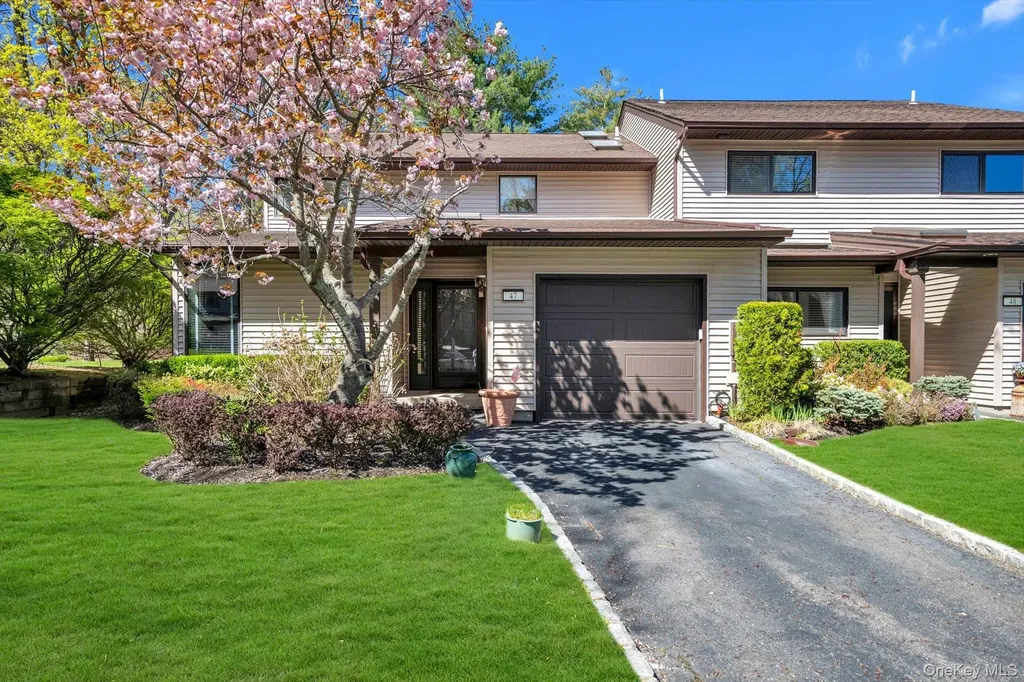 47 Northgate Circle Melville NY 11747