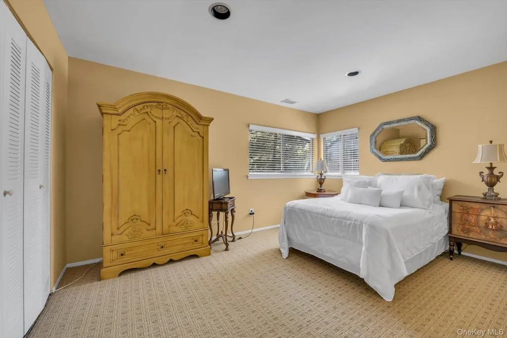47 Northgate Circle Melville NY 11747