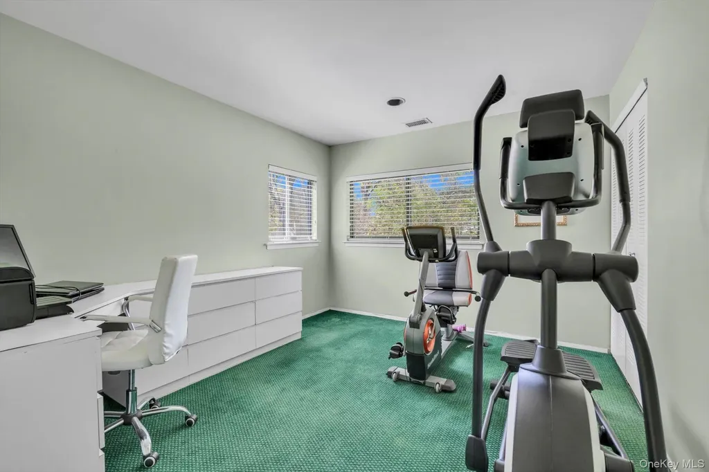 47 Northgate Circle Melville NY 11747