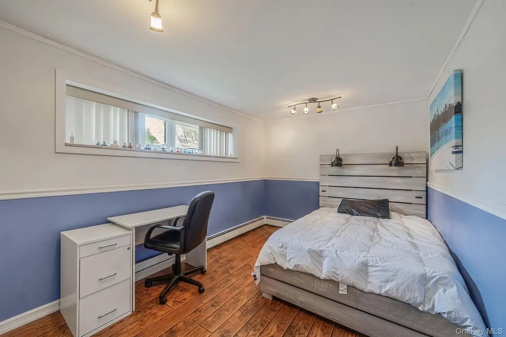 6 Warbler Lane Commack NY 11725