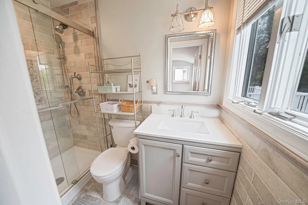 6 Warbler Lane Commack NY 11725