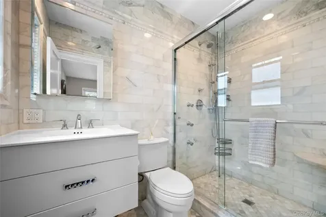 168 Dorchester Road Scarsdale NY 10583