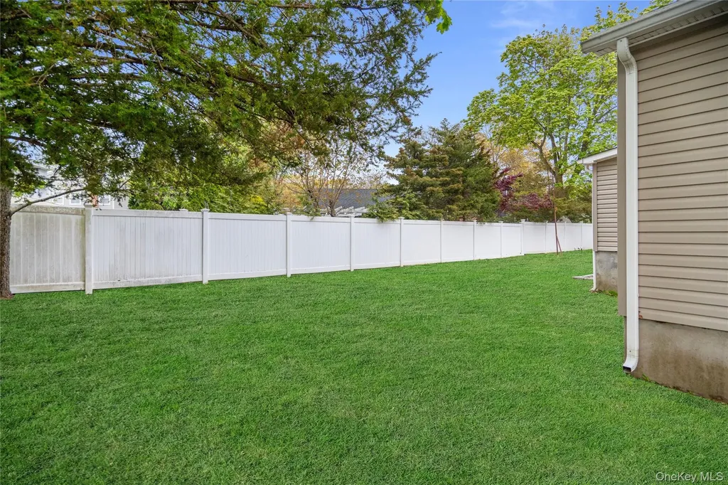 81 Steuben Boulevard Nesconset NY 11767
