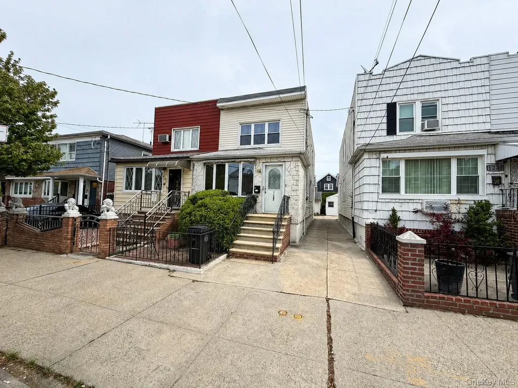1223 E 89th Street Brooklyn NY 11236