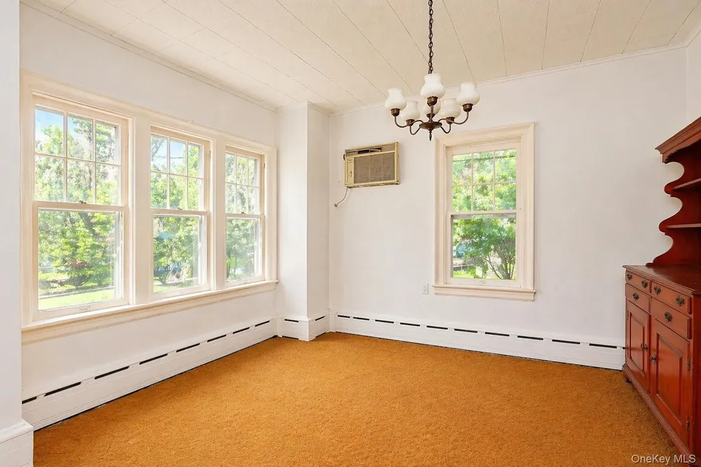 211 Old Middletown Road Pearl River NY 10965