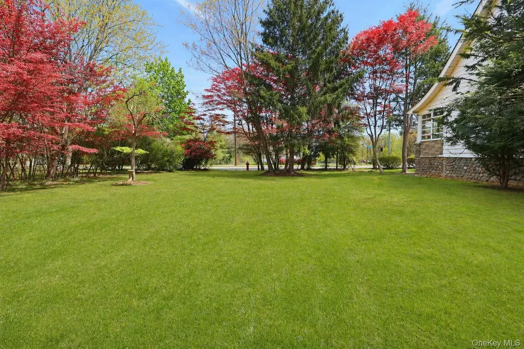 211 Old Middletown Road Pearl River NY 10965