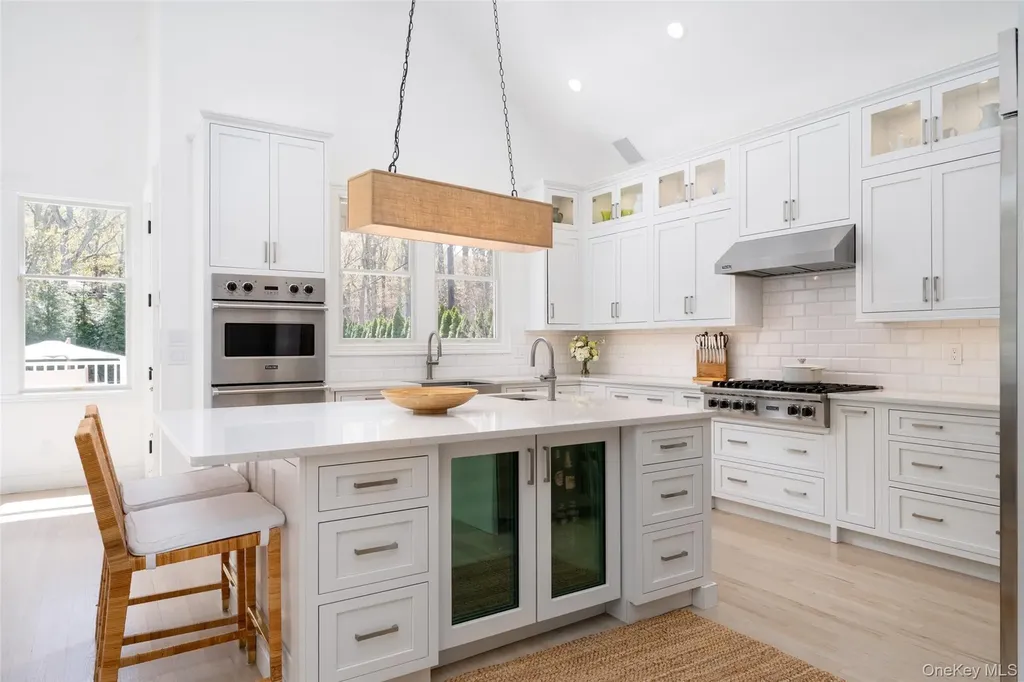 3 Bridies Path Southampton NY 11968