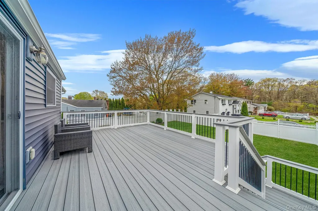 110 Stephen Road Bayport NY 11705