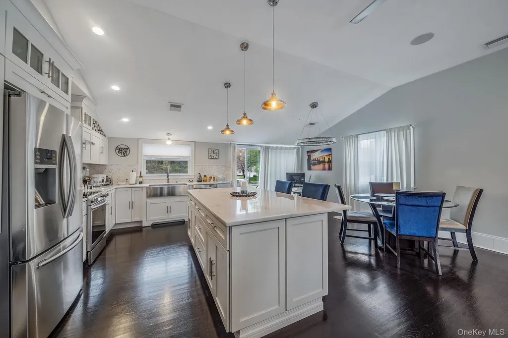 110 Stephen Road Bayport NY 11705