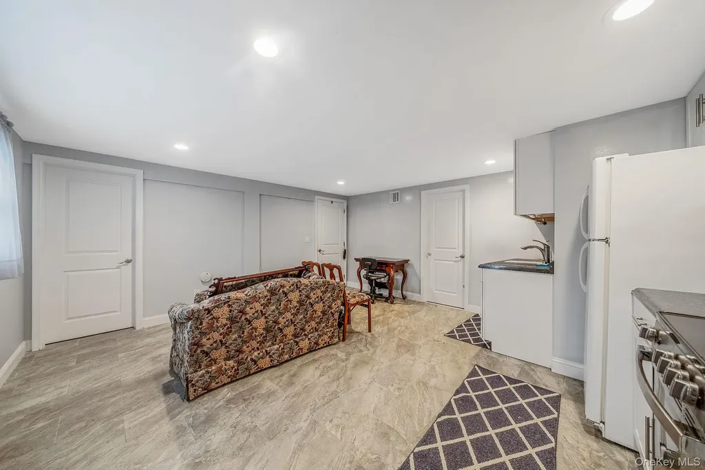 110 Stephen Road Bayport NY 11705
