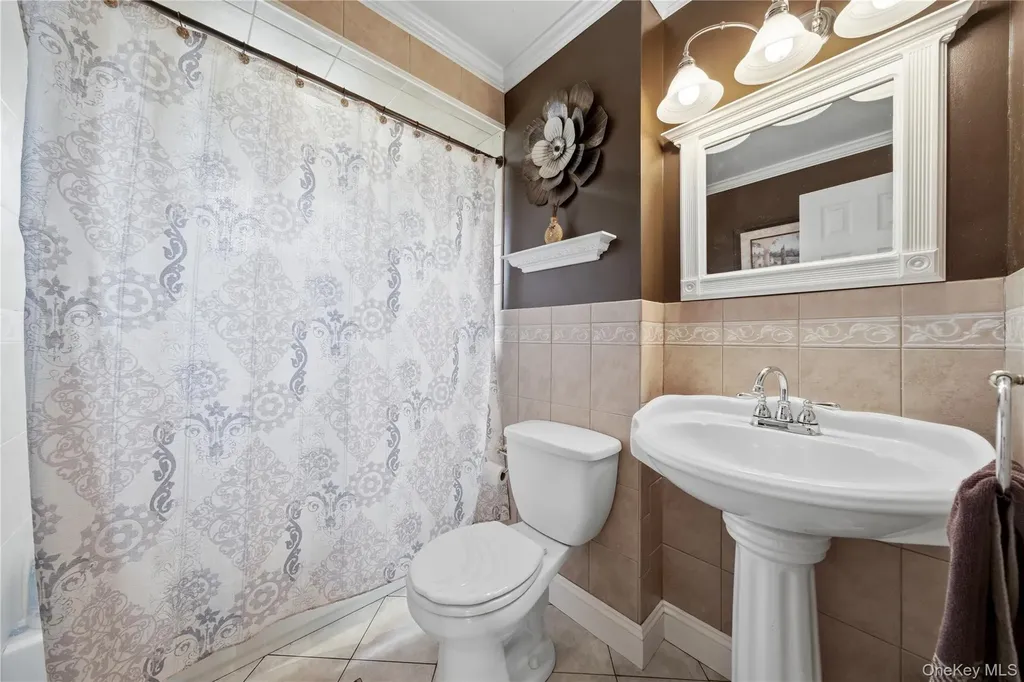 1333 13th Street West Babylon NY 11704