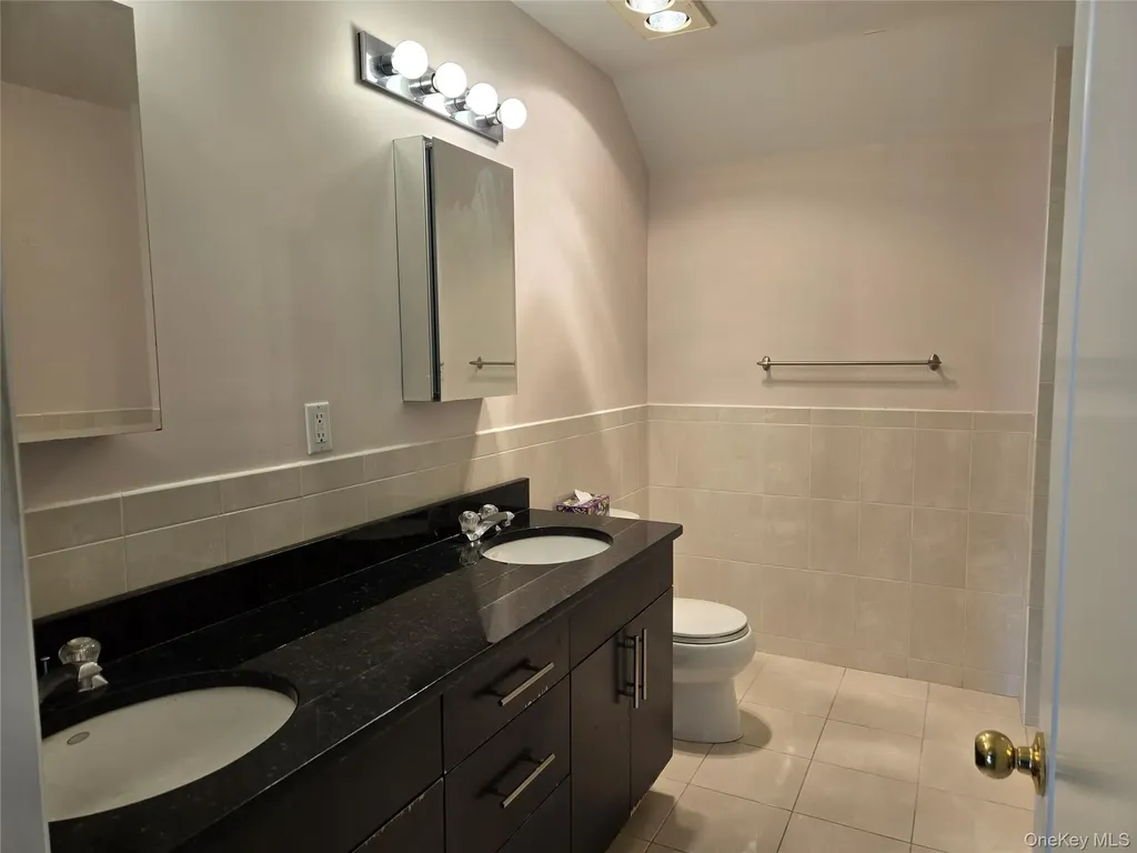 269 E Broadway Long Beach NY 11561