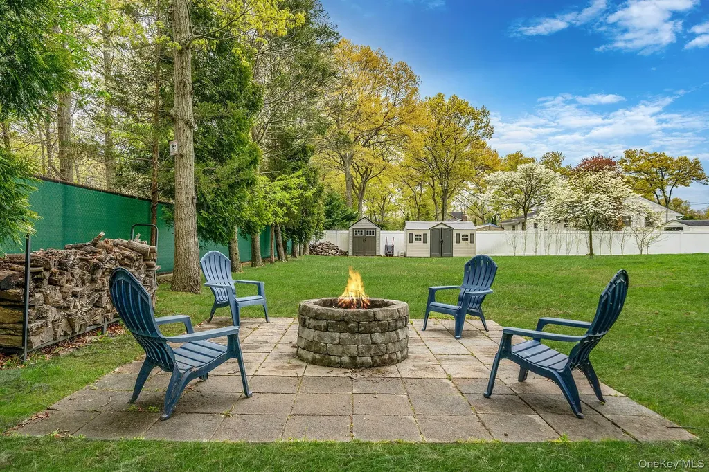 19 Pumpkin Road Saint James NY 11780