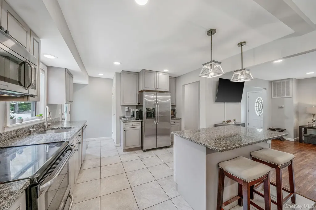 19 Pumpkin Road Saint James NY 11780