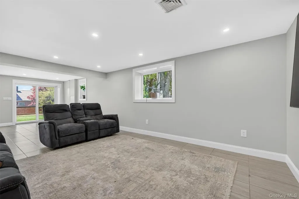 121 Marietta Avenue Hawthorne NY 10532