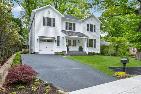 5 Pepperday Avenue Port Washington NY 11050