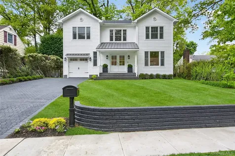 5 Pepperday Avenue Port Washington NY 11050