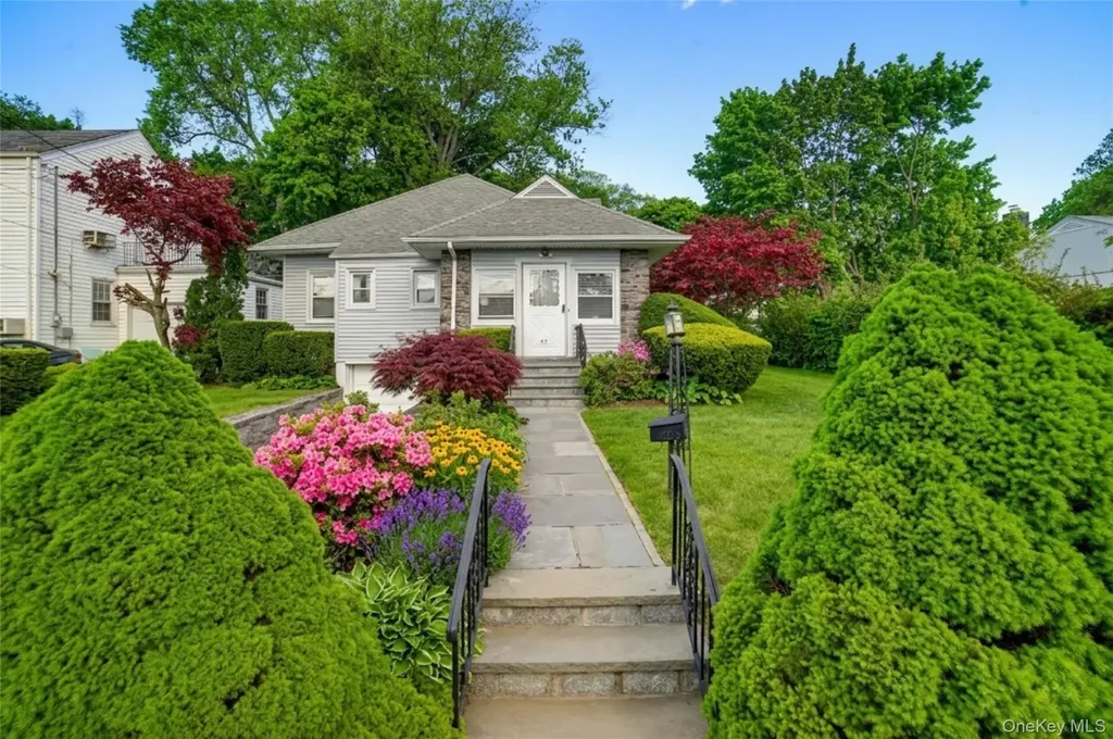 42 Beverly Road Yonkers NY 10710