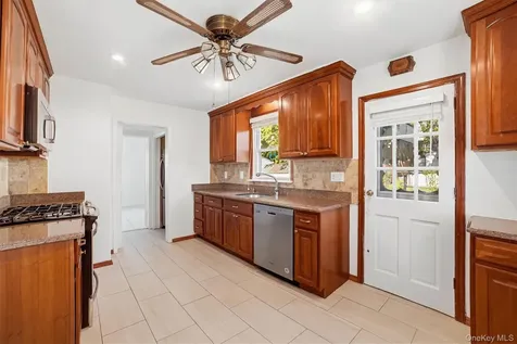 42 Beverly Road Yonkers NY 10710