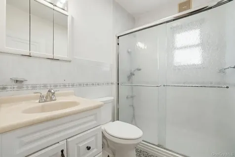 42 Beverly Road Yonkers NY 10710