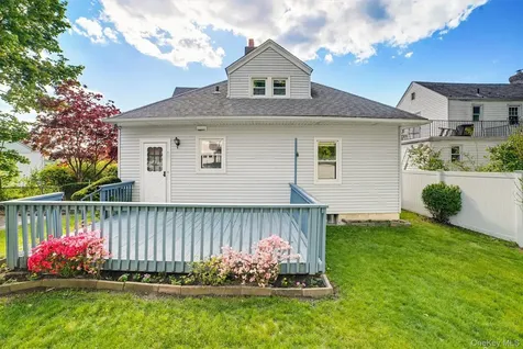 42 Beverly Road Yonkers NY 10710