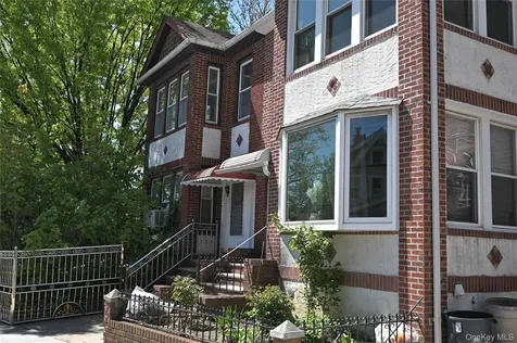 86-46 139th Street Briarwood NY 11435
