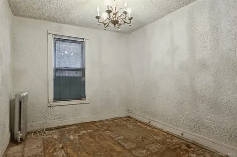 86-46 139th Street Briarwood NY 11435