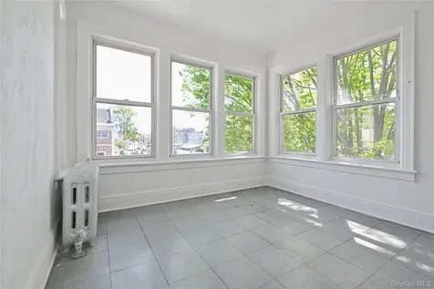 86-46 139th Street Briarwood NY 11435