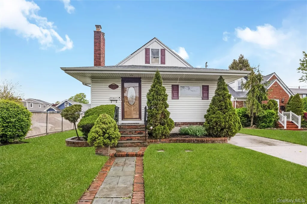 219 Oakview Avenue Oceanside NY 11572