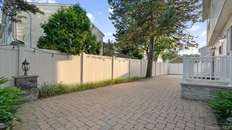 502 Martha Avenue Bellport NY 11713
