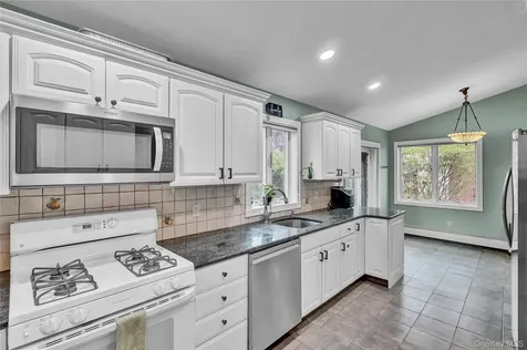 138 Norman Drive East Meadow NY 11554