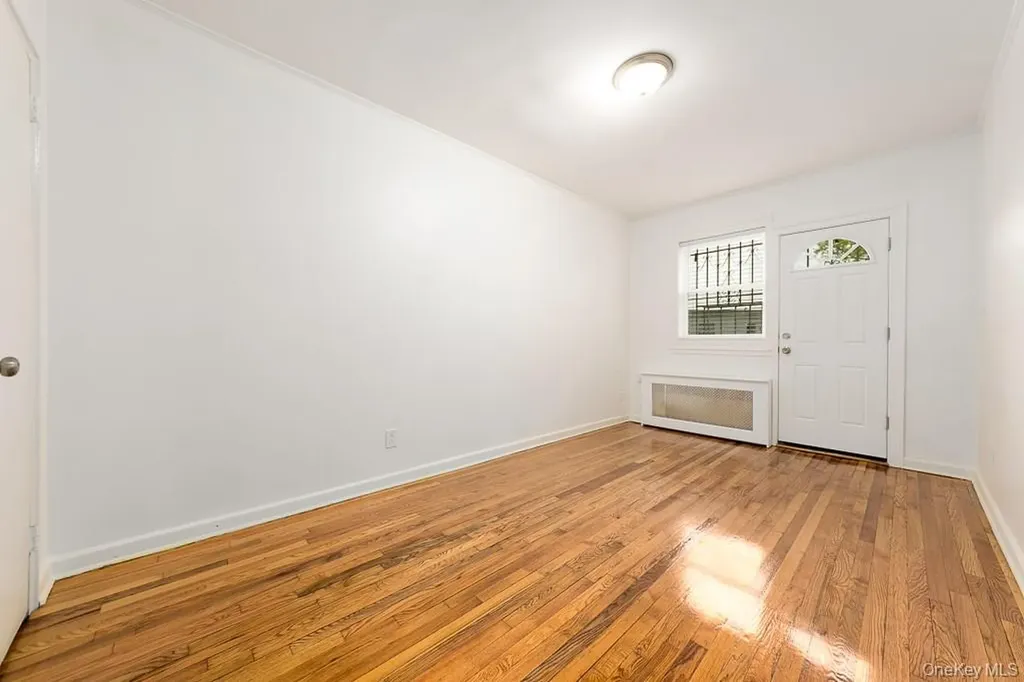 545 E 93 Street Brooklyn NY 11236