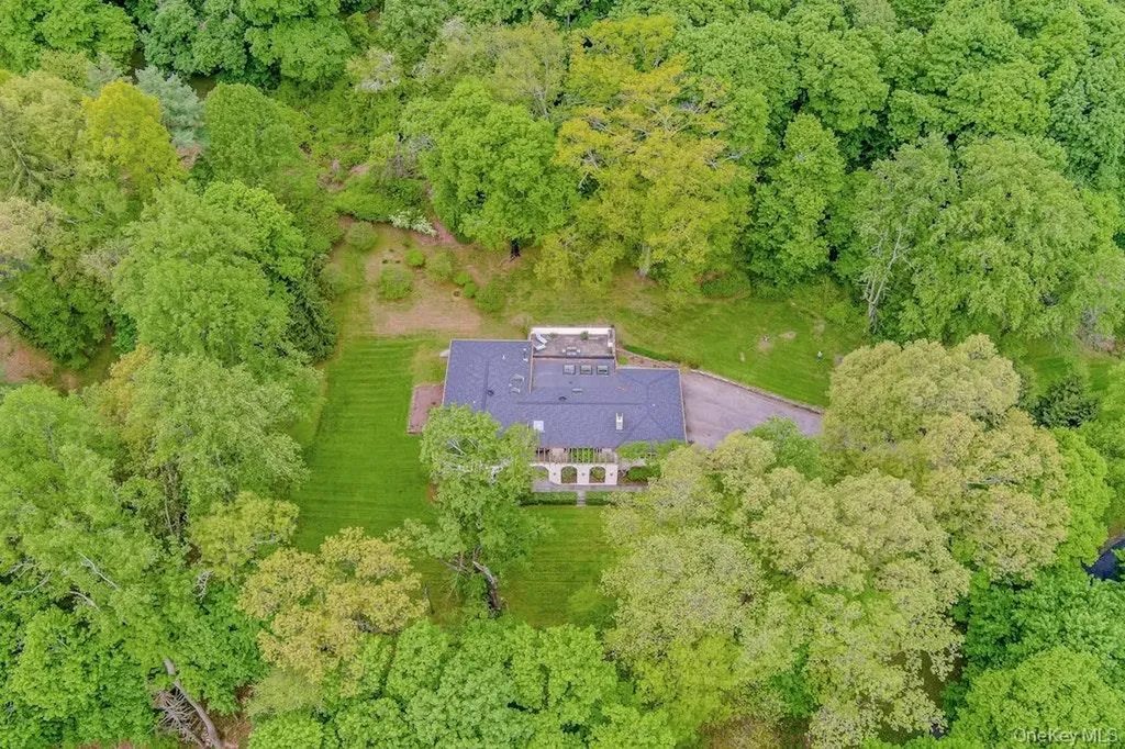 77 Central Drive Briarcliff Manor NY 10510