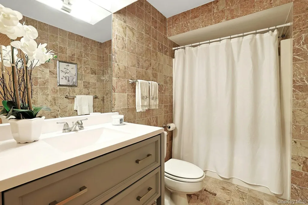 77 Central Drive Briarcliff Manor NY 10510