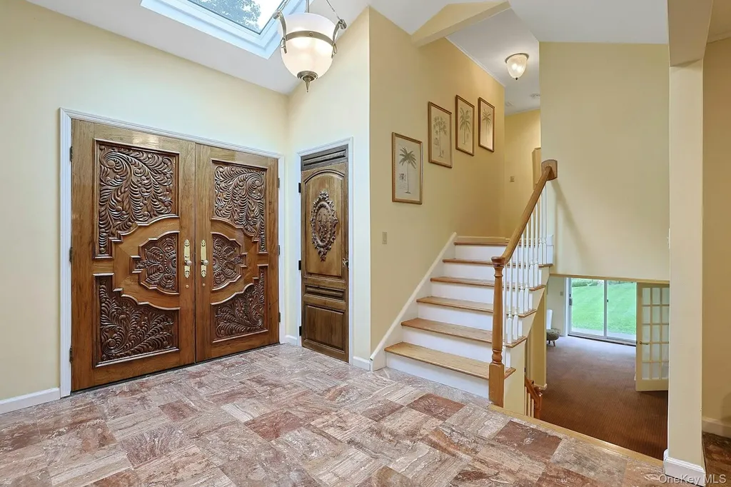 77 Central Drive Briarcliff Manor NY 10510
