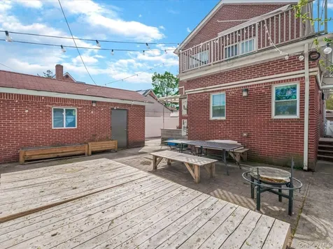 252-15 82nd Avenue Bellerose NY 11426