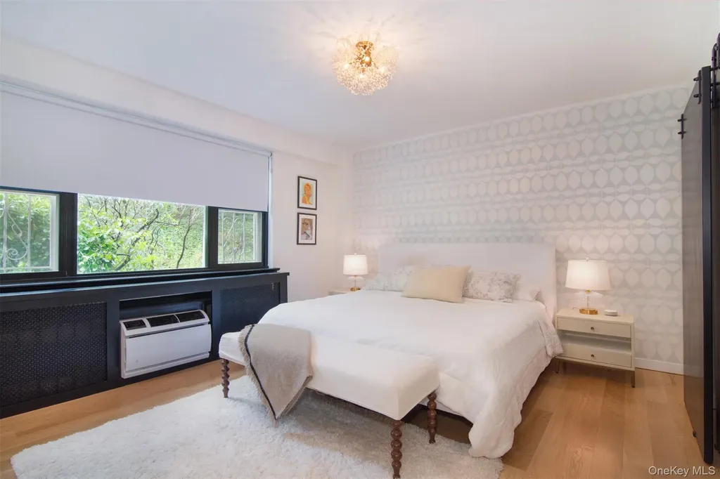 72 Pondfield Road West Bronxville NY 10708