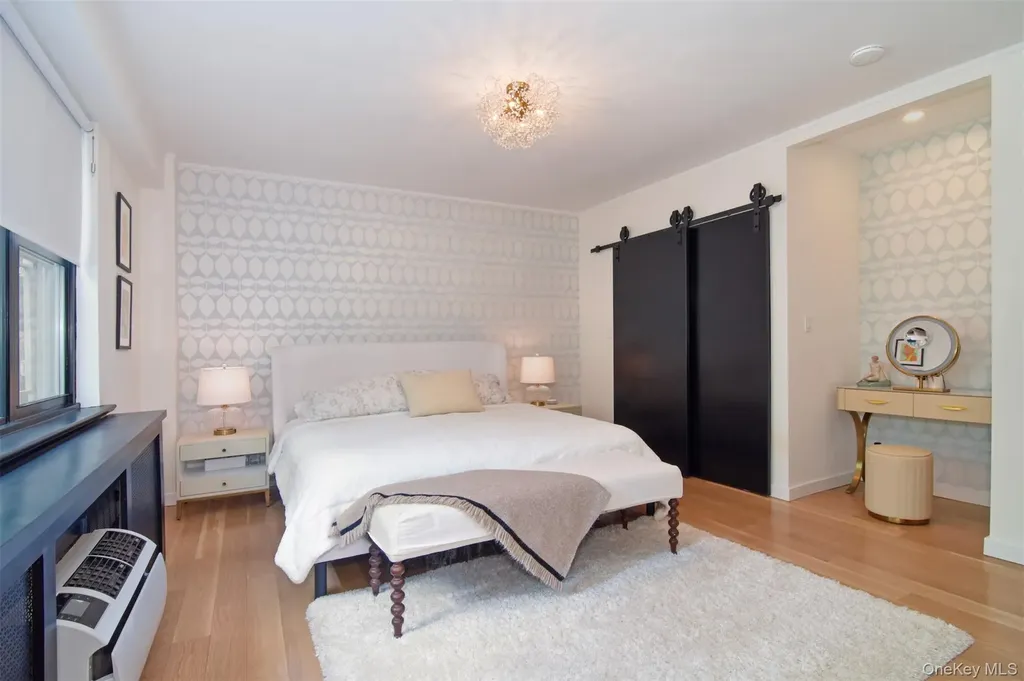 72 Pondfield Road West Bronxville NY 10708