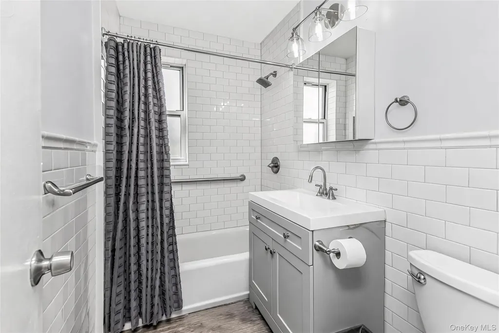 25 Sunnyside Drive Yonkers NY 10705
