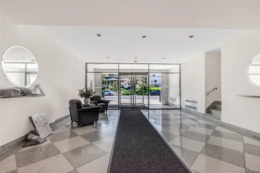 25 Sunnyside Drive Yonkers NY 10705