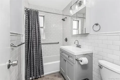 25 Sunnyside Drive Yonkers NY 10705