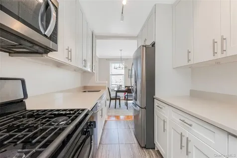 25 Sunnyside Drive Yonkers NY 10705