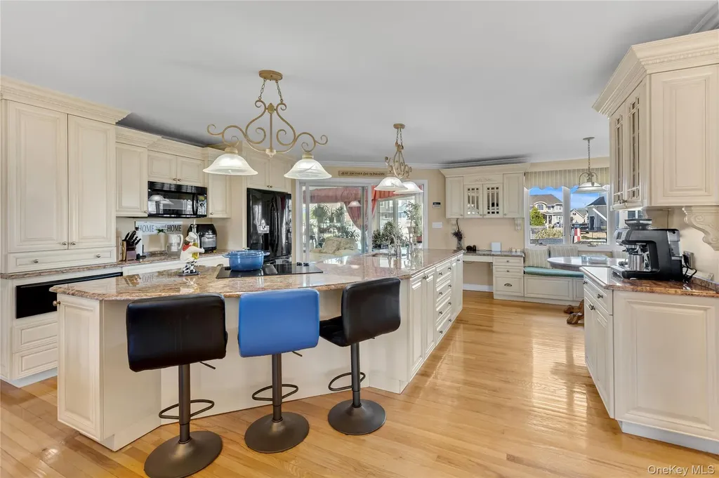 227 W Islip Road West Islip NY 11795
